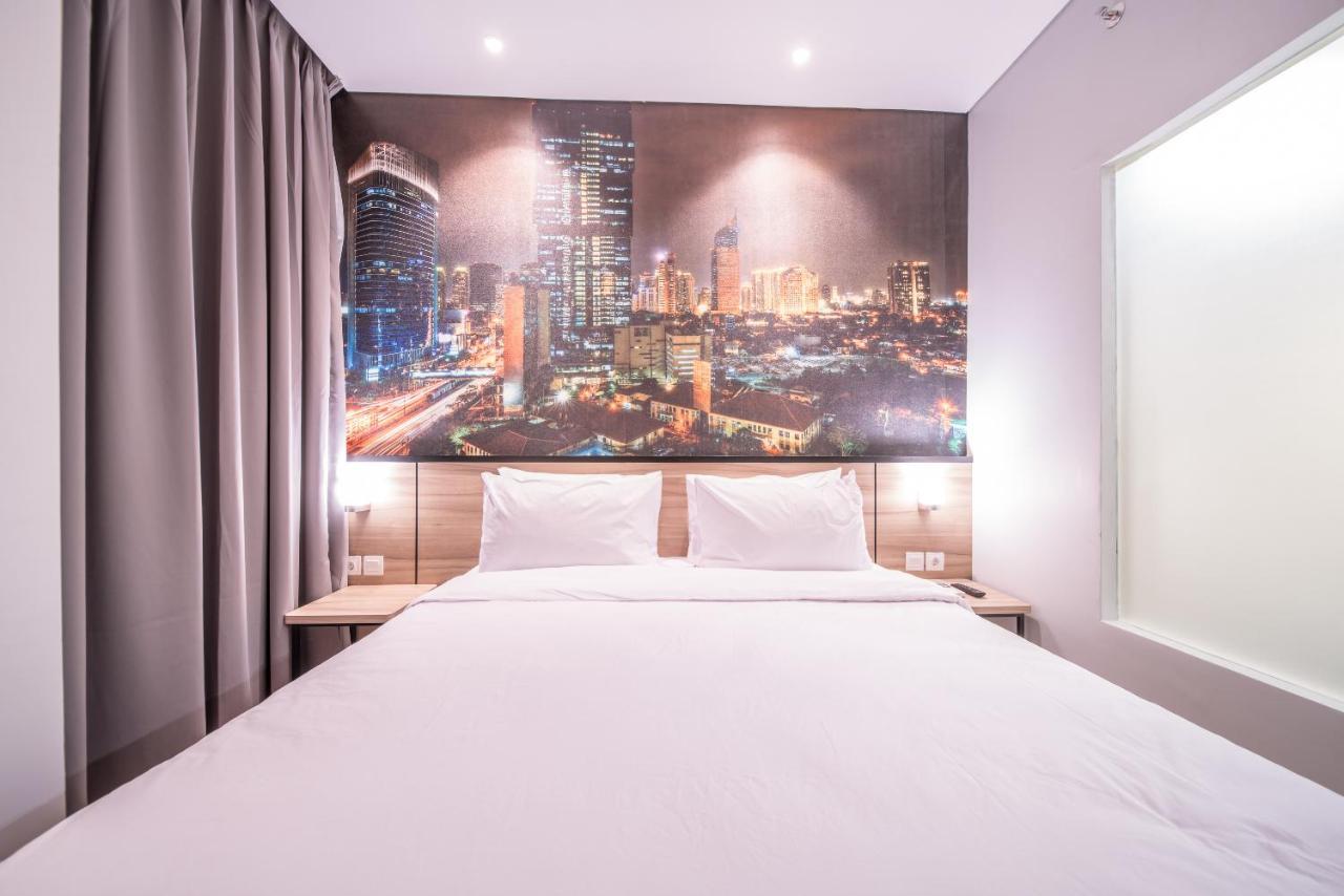 All Nite&Day Kebon Jeruk Jakarta Exterior foto