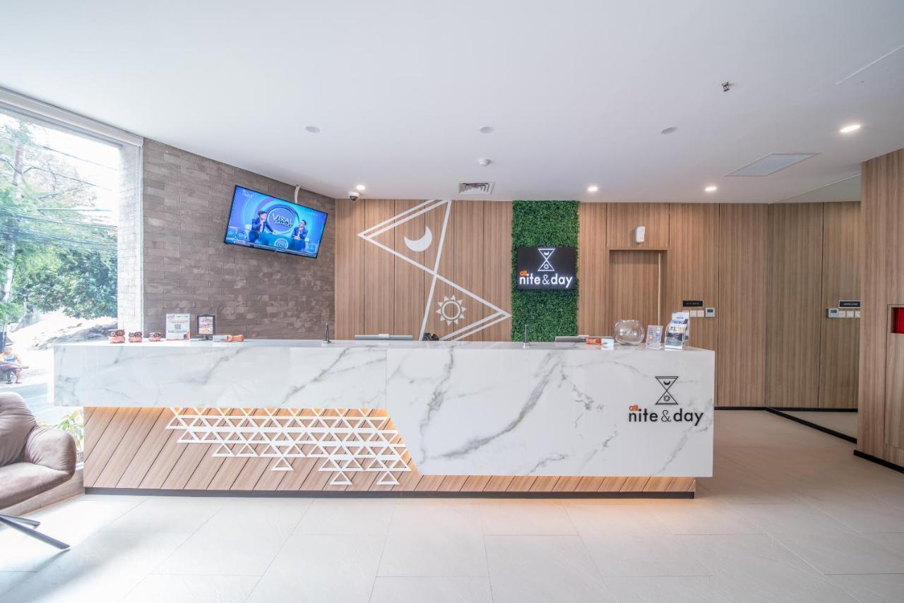 All Nite&Day Kebon Jeruk Jakarta Exterior foto